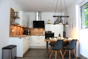 Fridge, microwave, oven, dishwasher
