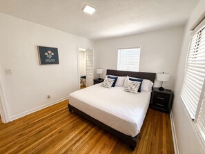 2 Schlafzimmer, Schreibtisch, Bügeleisen/Bügelbrett, kostenloses WLAN
