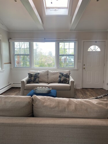 Cozy Cottage Ponquogue Hampton Bays