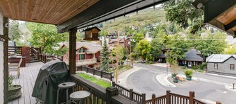 Hillside Overlook by AvantStay | Hot Tub, Views, BBQ | In the Heart of Old Town