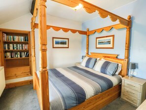 Cottage | 5 bedrooms, individually decorated, individually furnished, free WiFi
