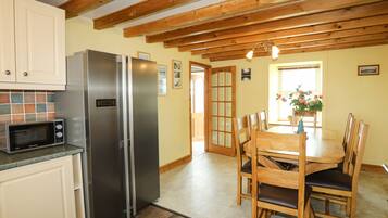 Cottage | Interior