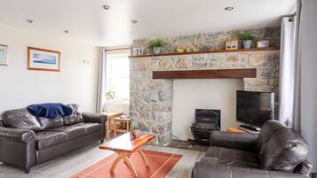 Cottage | Ruang keluarga