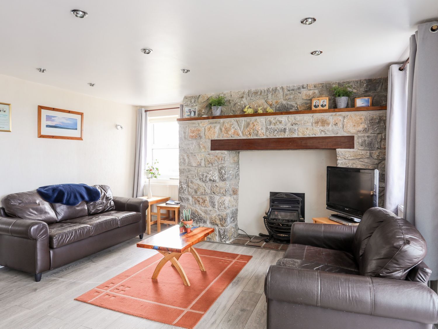 Cottage | Living area