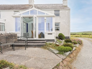 Cottage | Exterior detail - Bodlasan Groes Cottage (Holyhead)