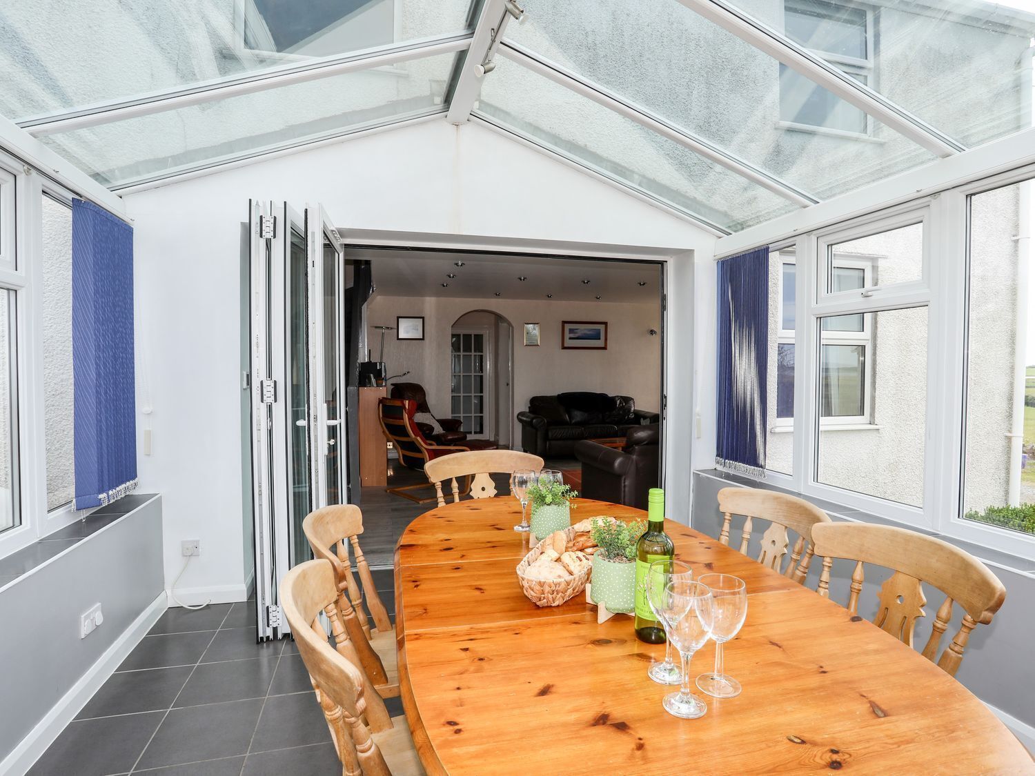 Cottage | Dining