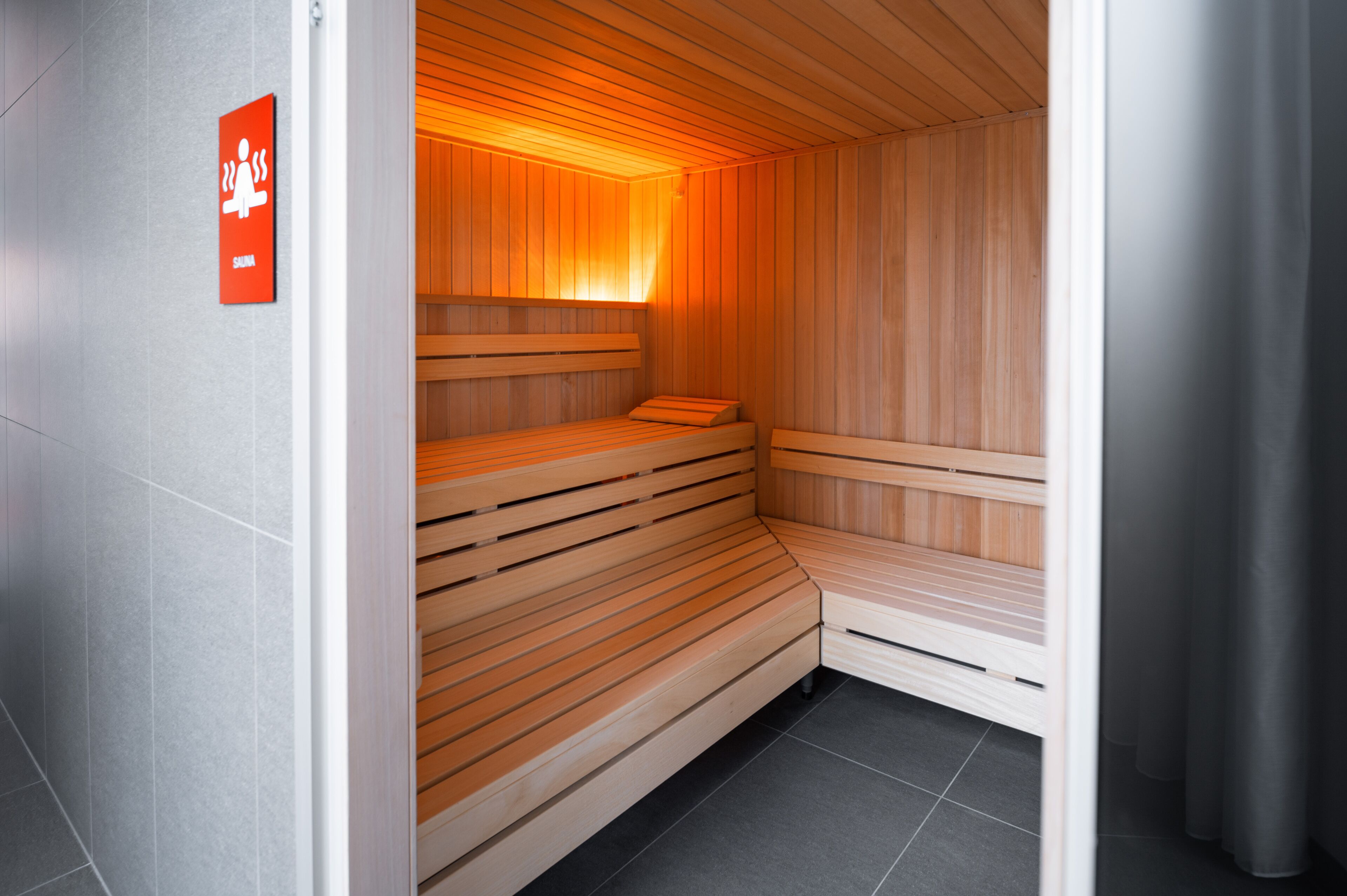 sauna, steam room