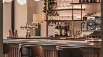 Bar (in der Unterkunft)