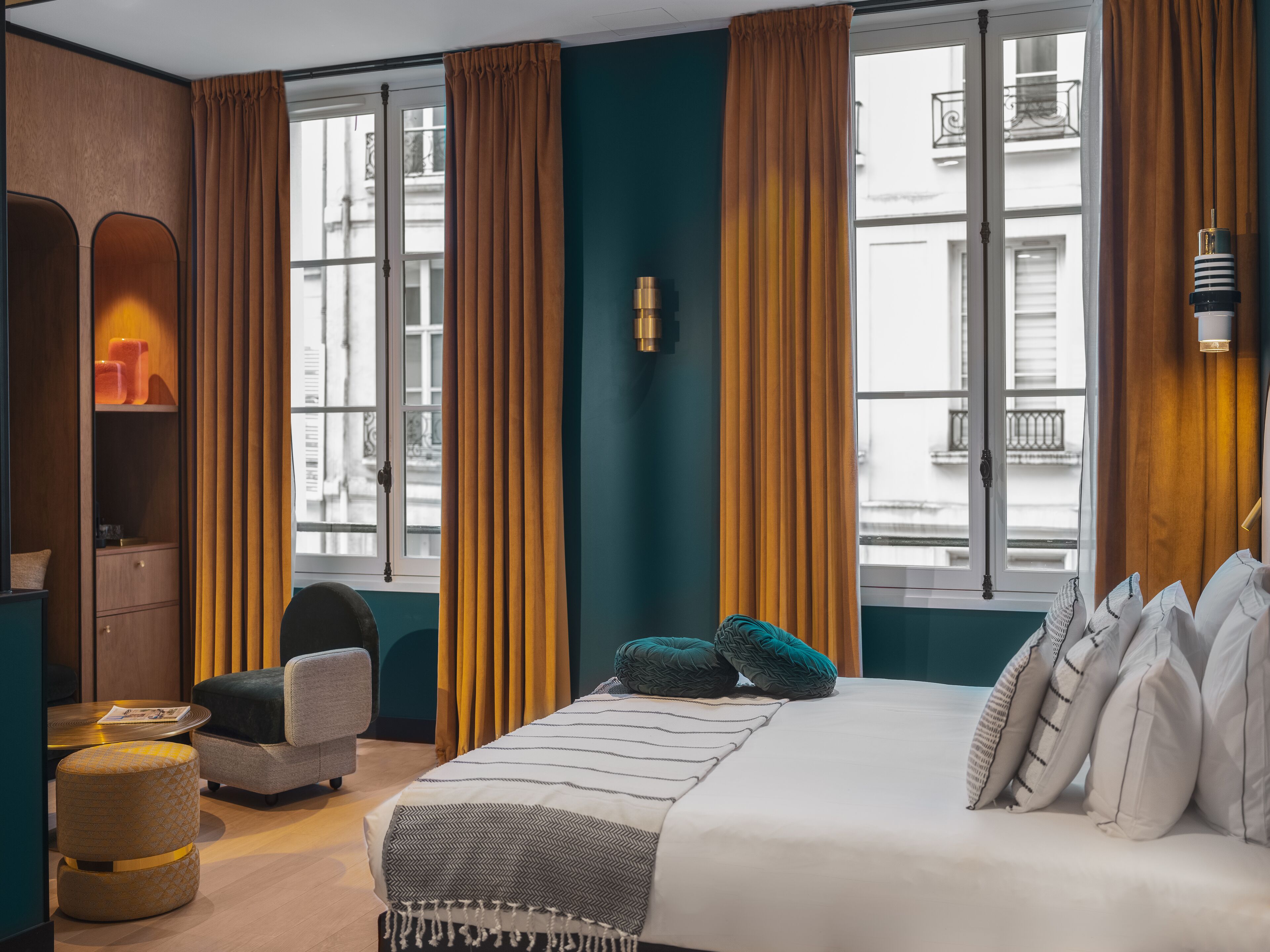 premium room | 1 bedroom, minibar, in-room safe, free wifi