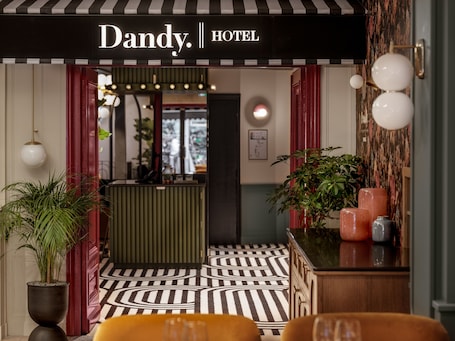 Recepción. Dandy Hotel