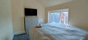 4 bedrooms
