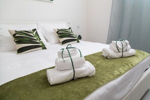 2 bedrooms, free WiFi, bed sheets - Family Green Suite, your new favorite place  (Marsala)