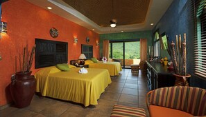 Habitación estándar doble, 2 camas de matrimonio | Ropa de cama de alta calidad, colchones con acolchado adicional, minibar