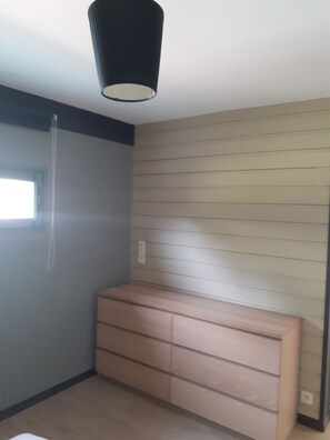 Interior - Small 25 m2 gîte in a green setting (Blainville-sur-Mer)