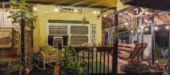 Charming bungalow on the bay behind Chincoteague