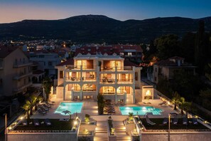 Exterior - Beachfront Villa Armeria with Pool (Kaštel Stari)