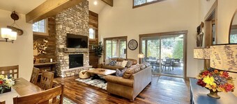 Suncadia WellAppointed GameRoom Sleeps 12 FirePit HotTub Fireplace FreeBikes 