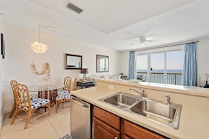 Condo (Seychelles 1006) | Private kitchen - Seychelles 1006 (Panama City Beach)