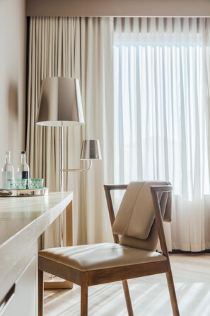 意大利 Frette 床单、高档床上用品、羽绒被、泰普尔床垫