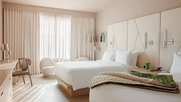1 bedroom, Frette Italian sheets, premium bedding, down comforters