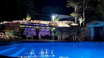 Udendørs pool, opvarmet pool