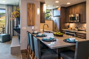 Fridge, microwave, oven, stovetop - TRUE SKI IN/OUT GRAND CO PEAK 8: 3BD/3BA Sleep12 LUXURY RESORT March 14-21, 2026 (Breckenridge)