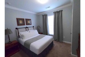 4 bedrooms, iron/ironing board, free WiFi, wheelchair access