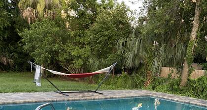 Pool House 3 miles from the 🏖 Beach