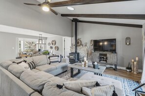 Smart TV, fireplace, video games, offices