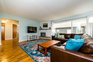 Smart TV, DVD player, table football - Waterfront 4BR/2.5BA W/2 Large Decks | Haven K (Coloma)