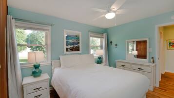 4 slaapkamers, reisbedje, gratis wifi, beddengoed