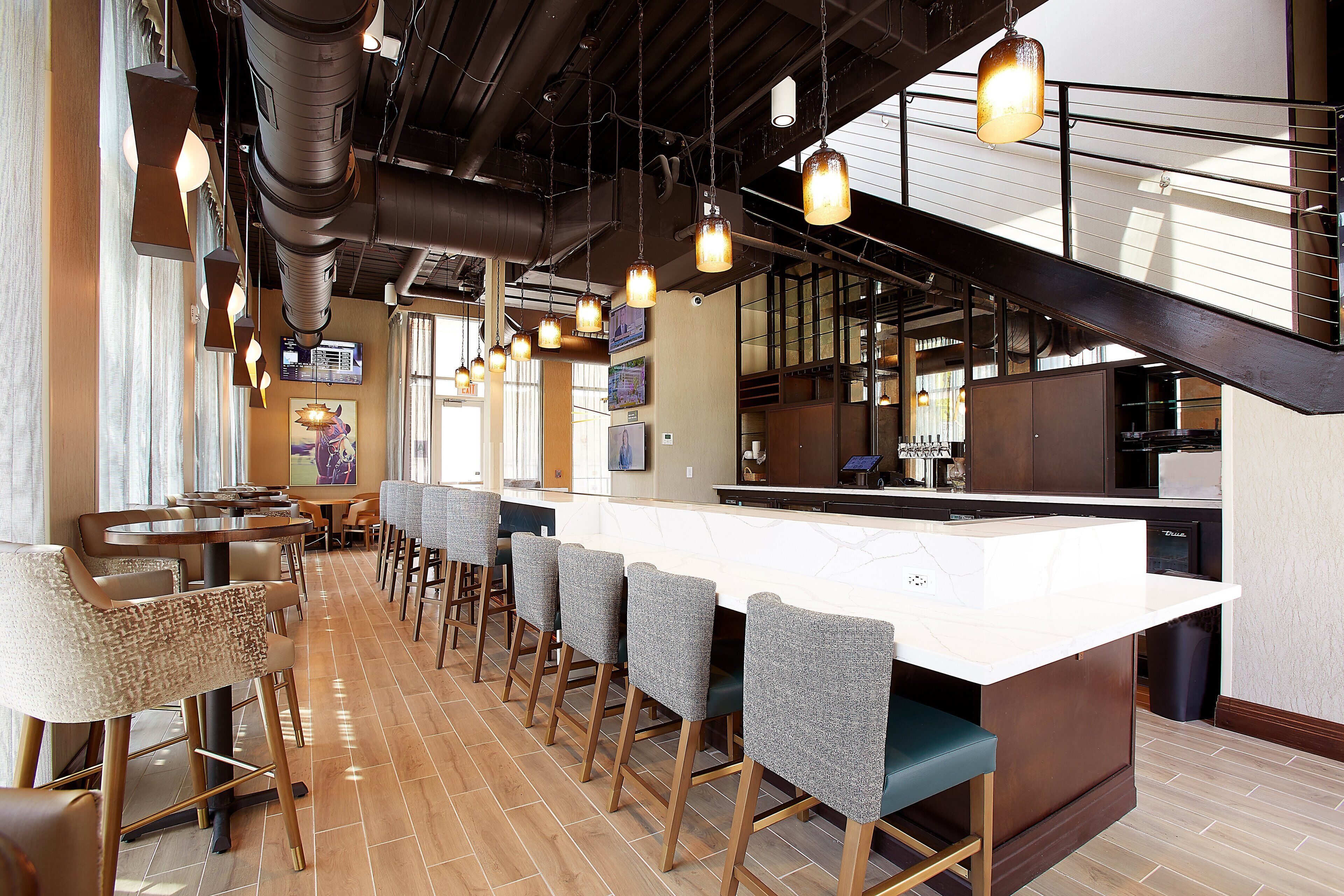 Photo - Holiday Inn Louisville Downtown by IHG