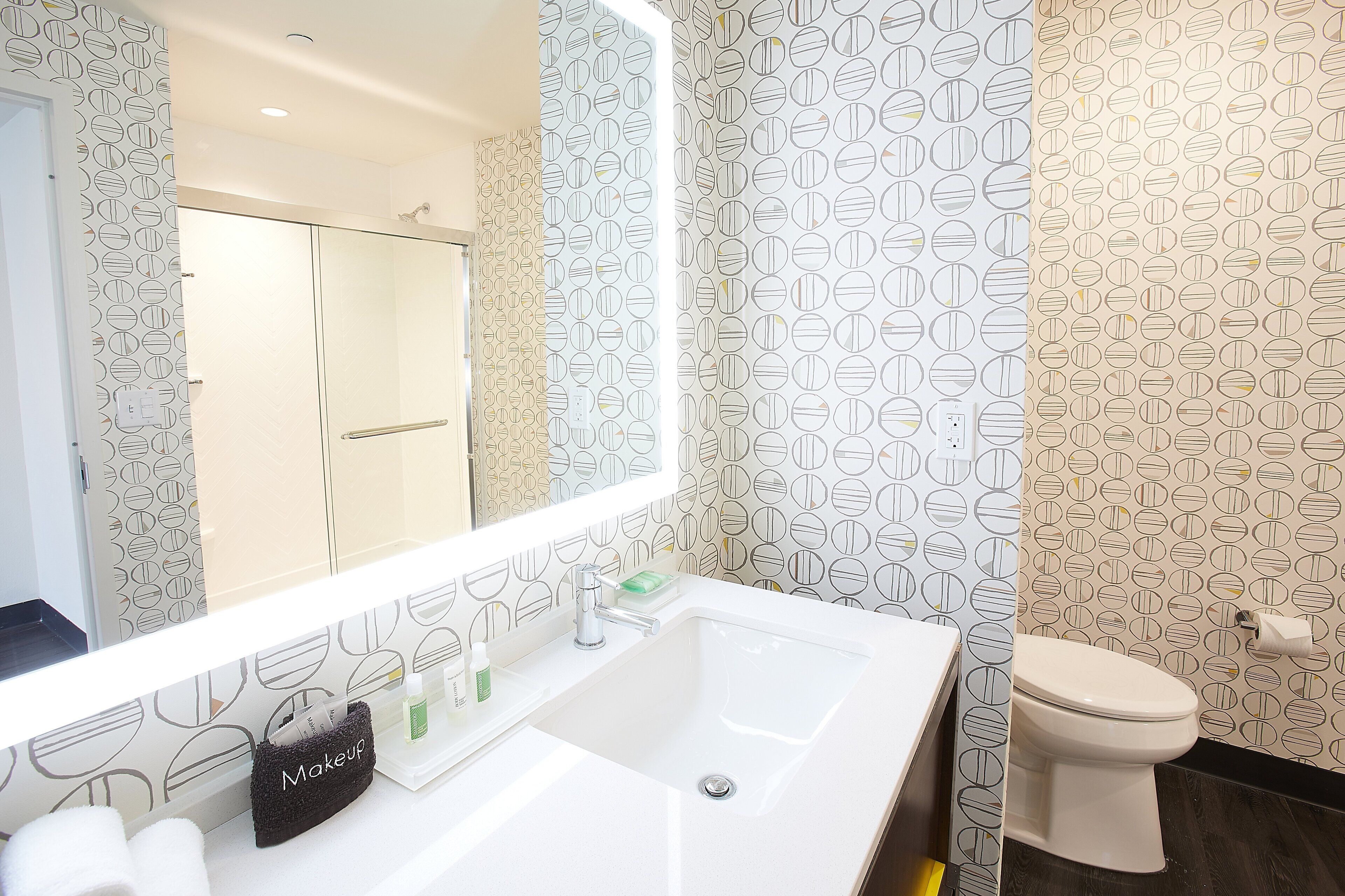 Photo - Holiday Inn Louisville Downtown by IHG