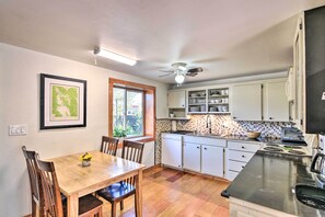 Fridge, microwave, stovetop, dishwasher