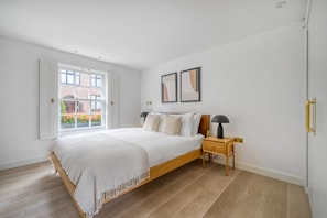 2 chambres, fer et planche à repasser, Wi-Fi, draps fournis