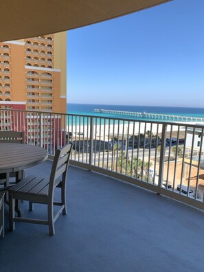 Outdoor dining - Calypso Tower III - Water, Beach, Sunsets, Pool, Hot Tub, Next to Pier Park! (Panama City Beach)