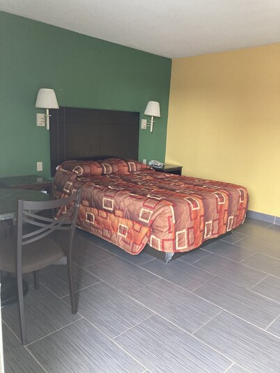 Capri motel