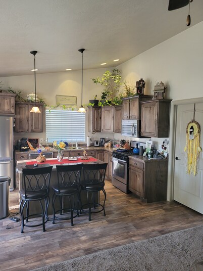 Home away from home in a beautiful mountain valley