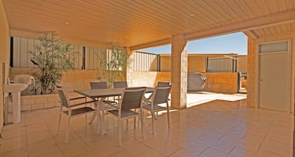 The Executive *Ground Floor* Self Contained Holiday Accommodation.