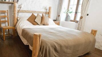 7 chambres, fer et planche Ă repasser, Wi-Fi, draps fournis