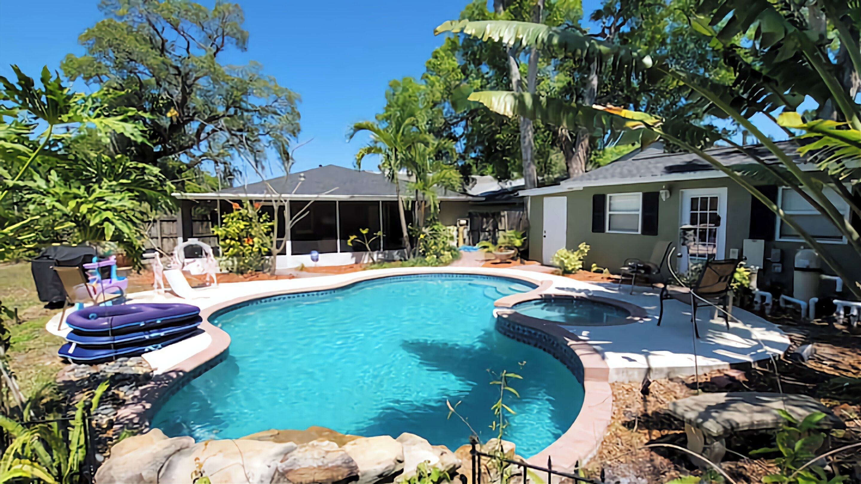 South Tampa Oasis, Walk to Bayshore!!!