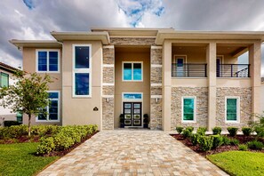 Exterior - Bright Oasis with Home Theater at Reunion (Kissimmee)