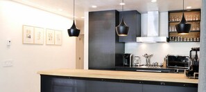 Condo, 3 Bedrooms | Private kitchen