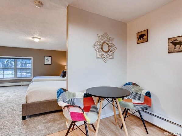 1 Schlafzimmer, Bügeleisen/Bügelbrett, Reisekinderbett, kostenloses WLAN