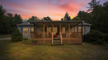House, 4 Bedrooms | Exterior