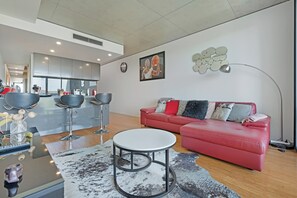 Smart TV - Great Luxury Apartment Near the City (Lyneham)