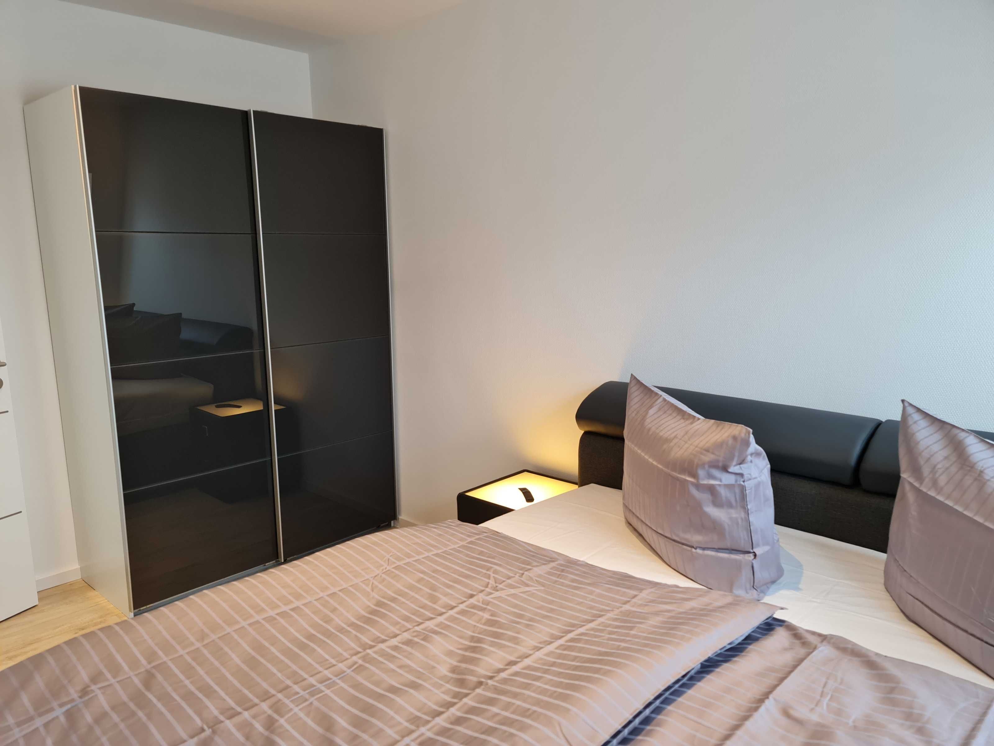 3 soverom, skrivebord, reiseseng for barn og wi-fi