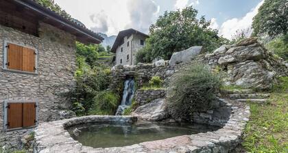 Apartment Casa al Mulino with Mountain View, Wi-Fi & Garden