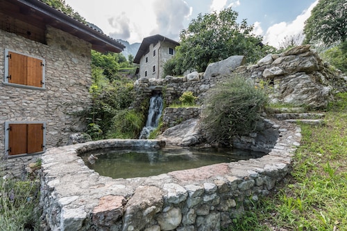 Ferienwohnung Casa al Mulino mit Bergblick, WLAN und Garten