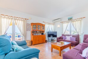 TV, DVD player, stereo